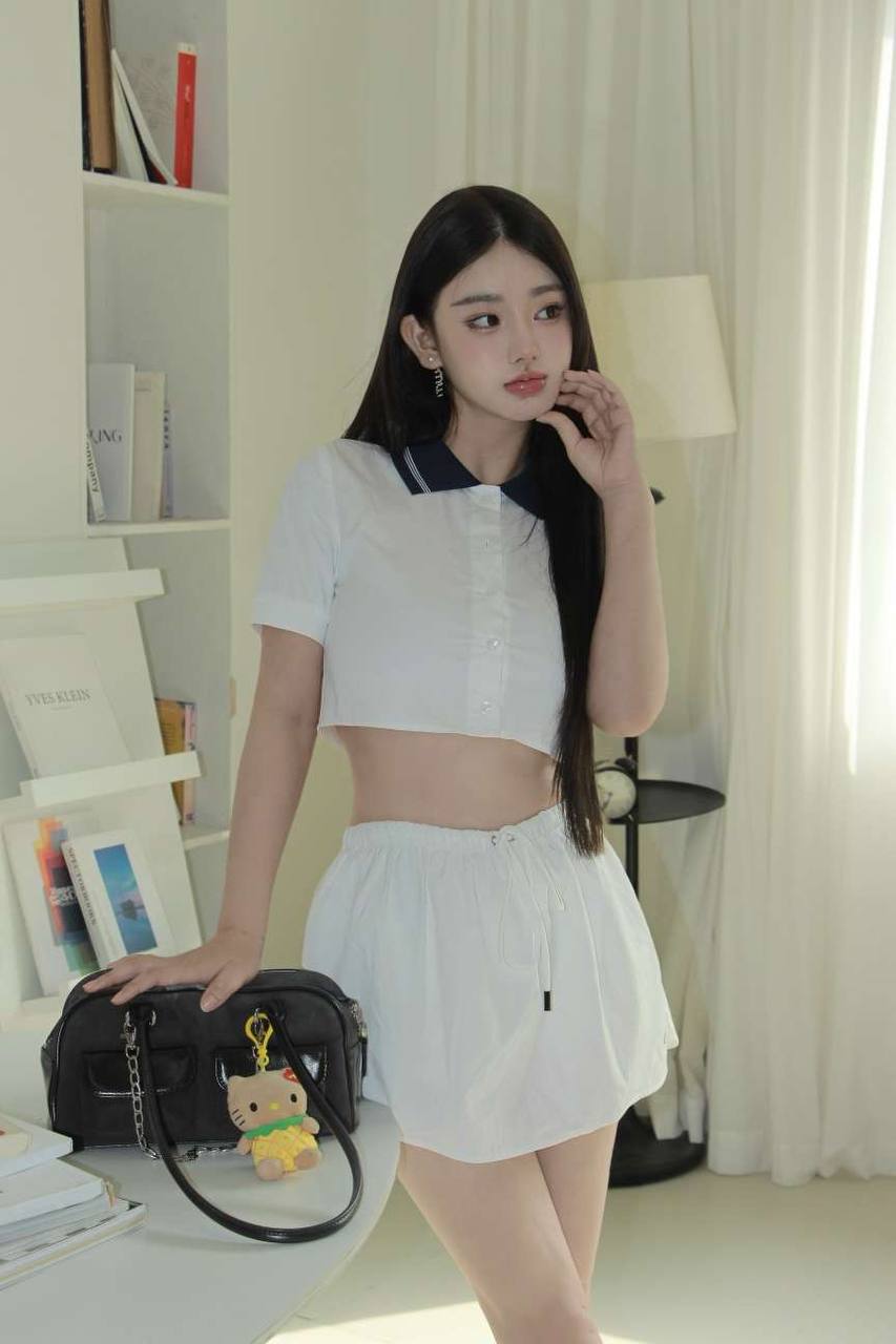 上海外围-网红款御姐-生活照-5.jpg