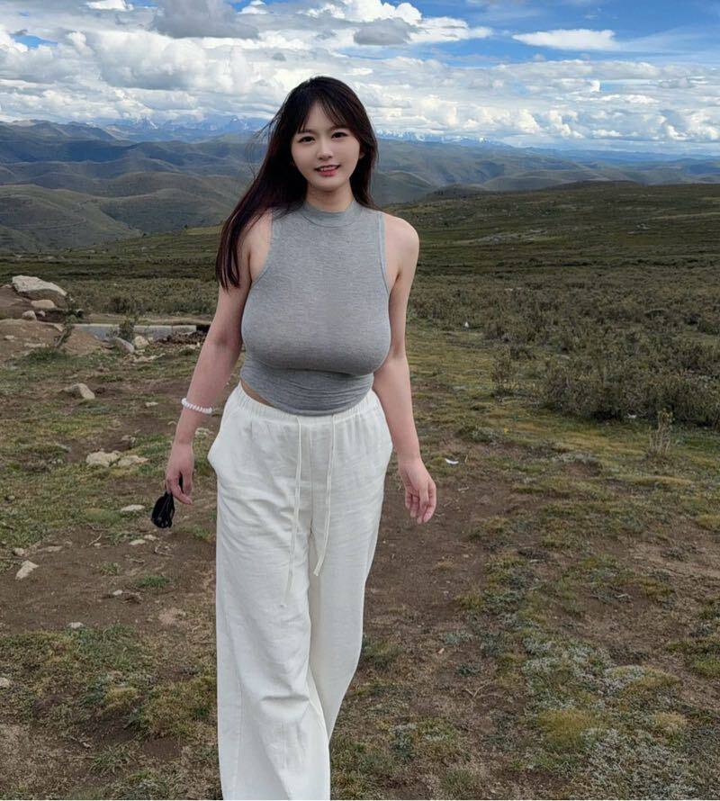 广州品质外围-天然H奶 -生活照-3.jpg