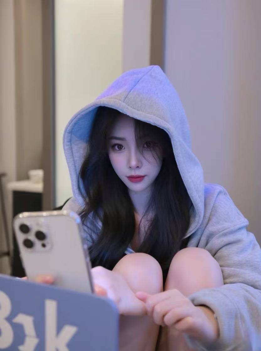 杭州外围-高素质高情商大蜜-生活照-3.jpg