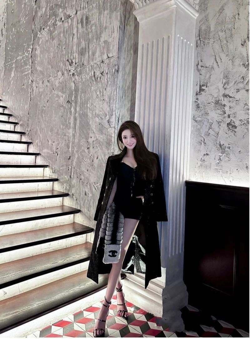 北京外围-新丝路签约模特