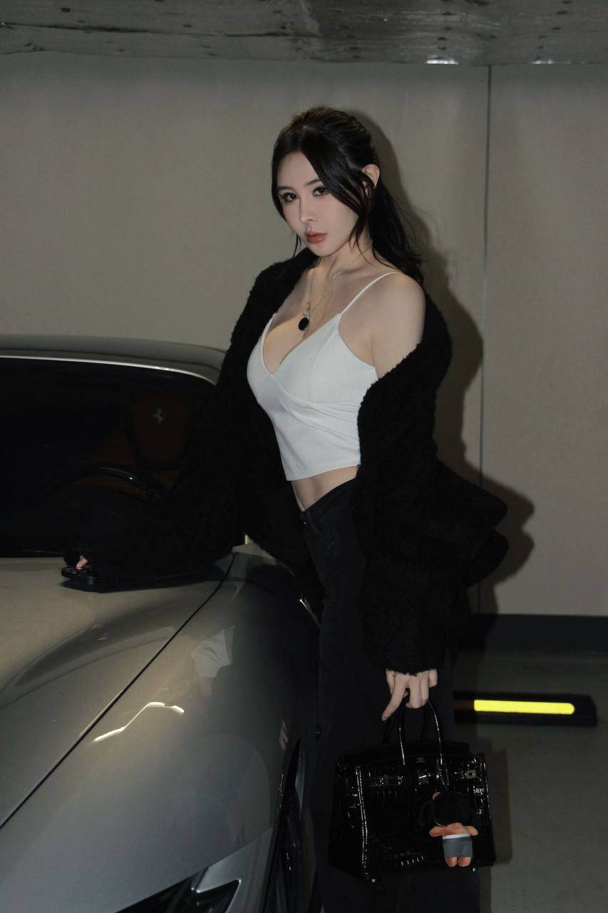 北京外围-性感御姐平面模特