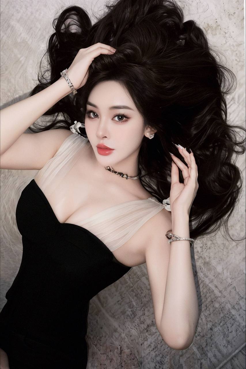 -极品欧美身材御姐