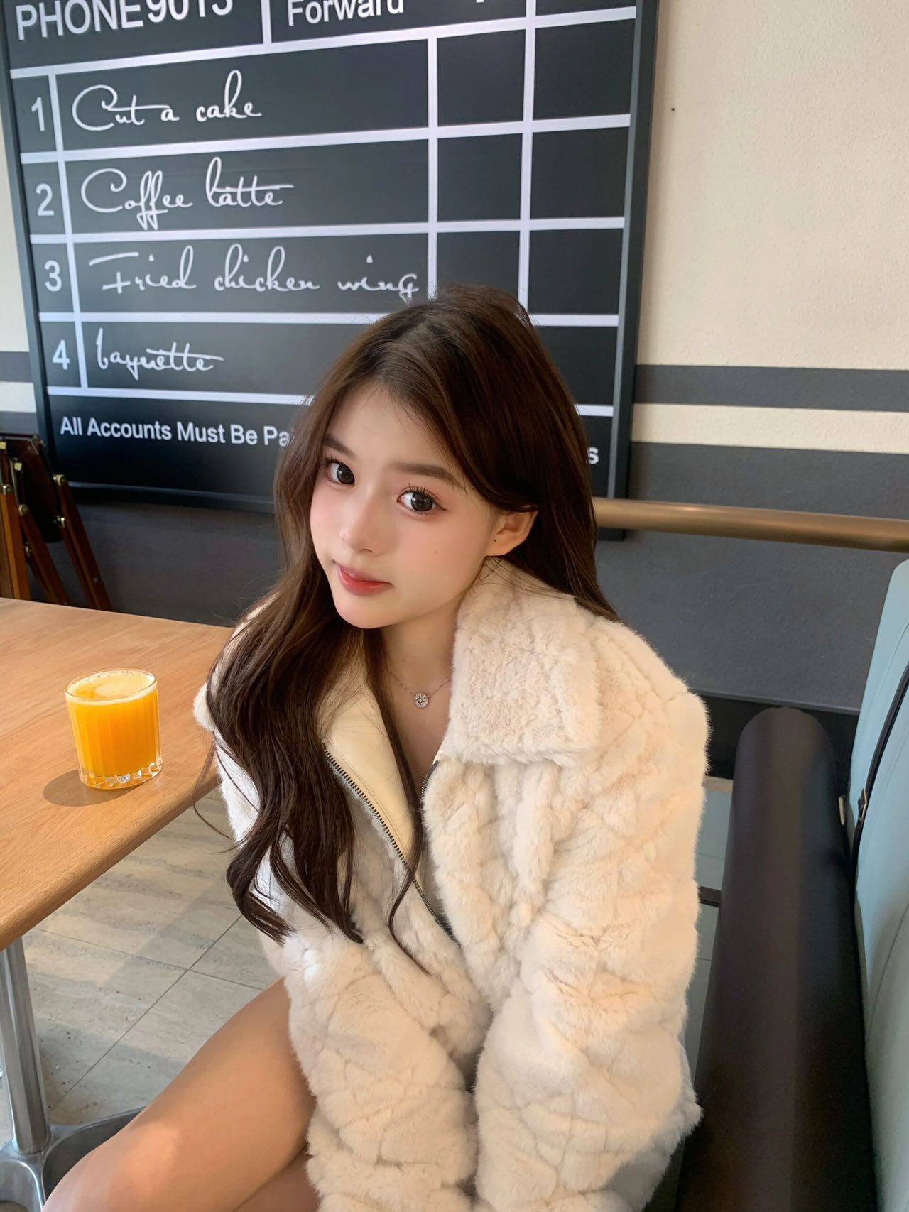 上海外围-高素质在校学生