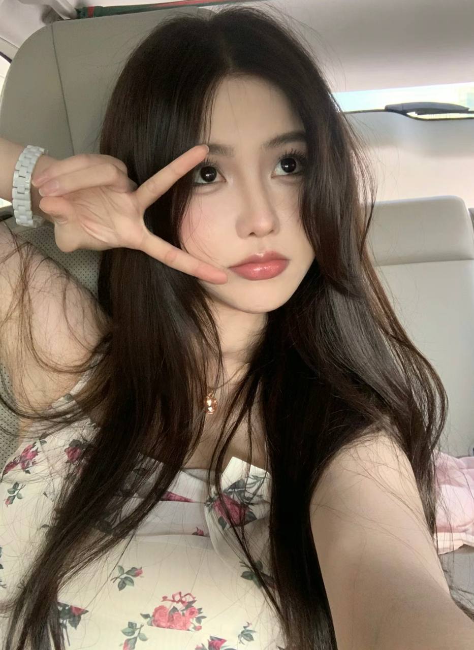 广州外围-爱笑的甜美女孩