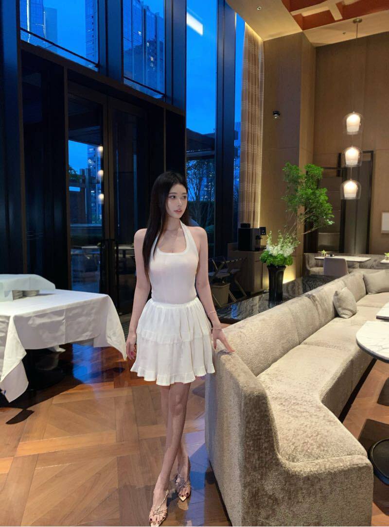 广州品质外围-清纯气质大蜜-生活照-2.jpg