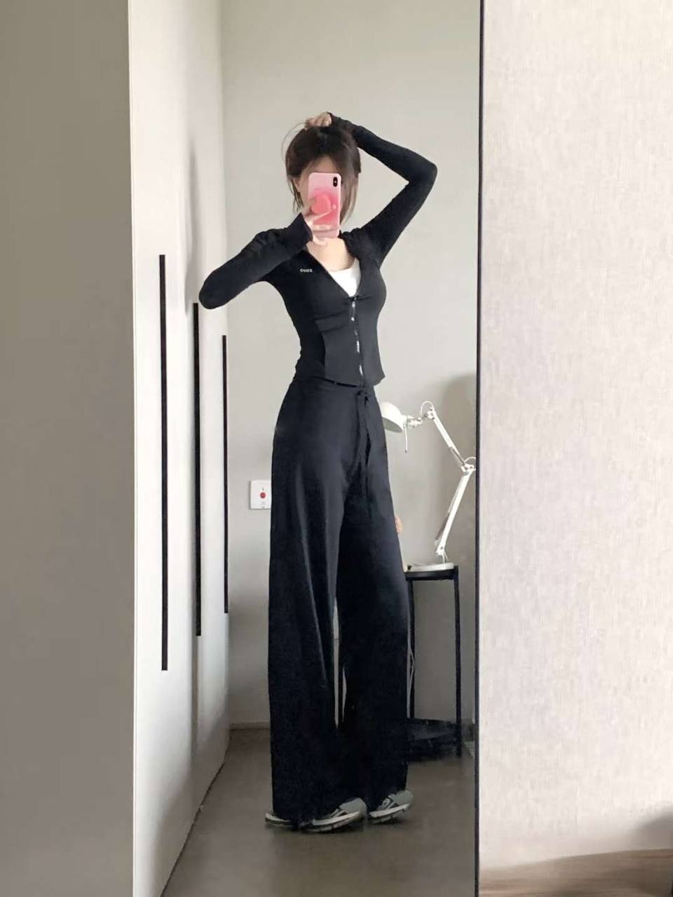 青岛外围-精緻臉网红纯欲