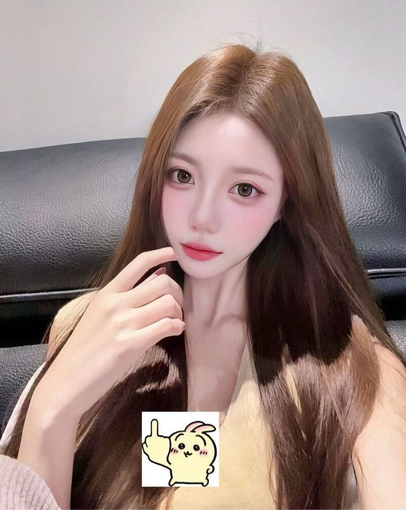 青岛外围-完美花瓶身粉嫩学妹