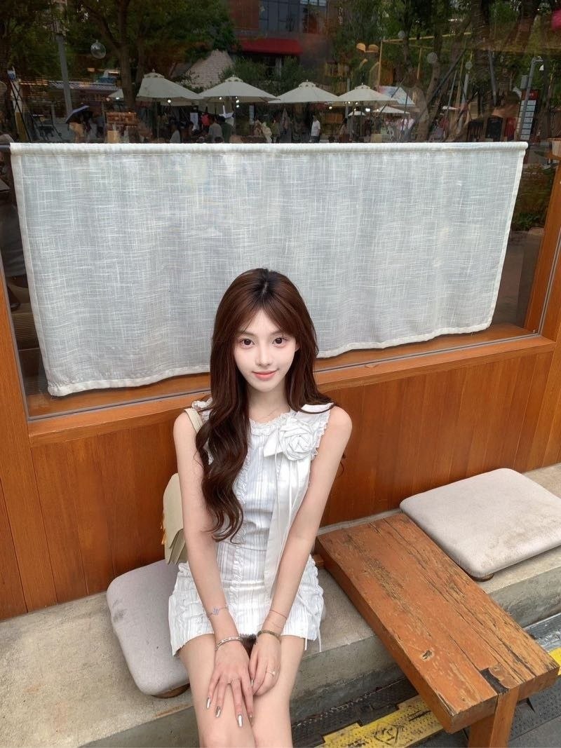 青岛外围-全身雪白小寶貝