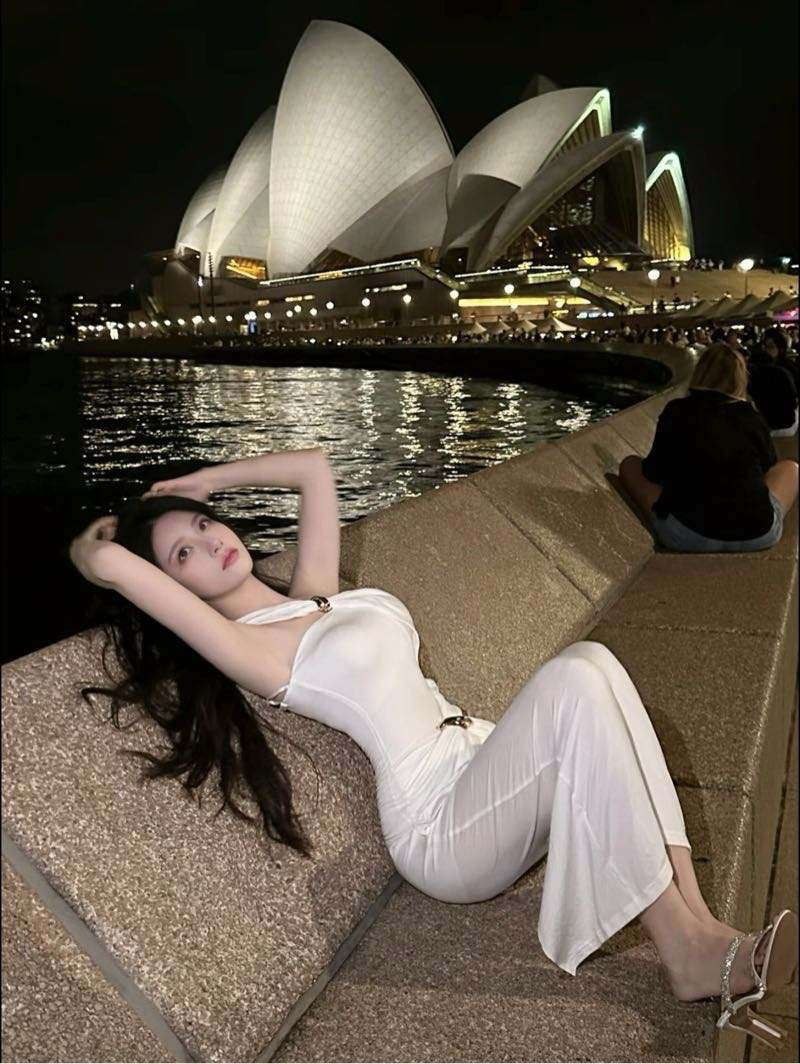 南京外围-自媒体极品御姐