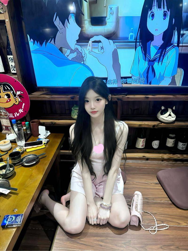 杭州外围-小极品在校生-三点粉嫩