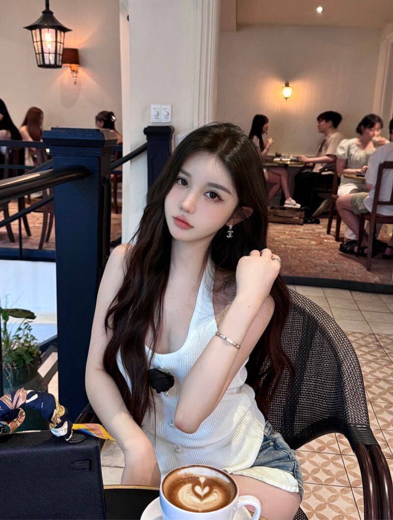 杭州外围-极品嫩汁纯欲少女