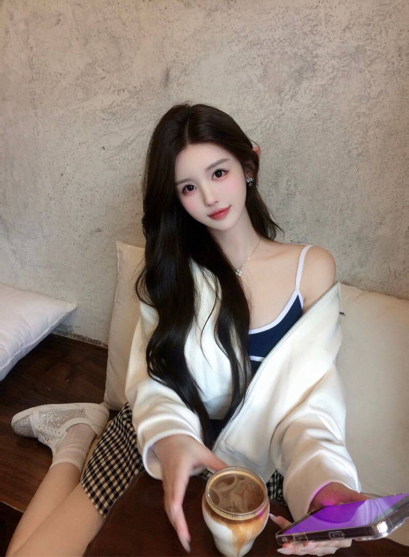 杭州外围-极品嫩汁纯欲少女