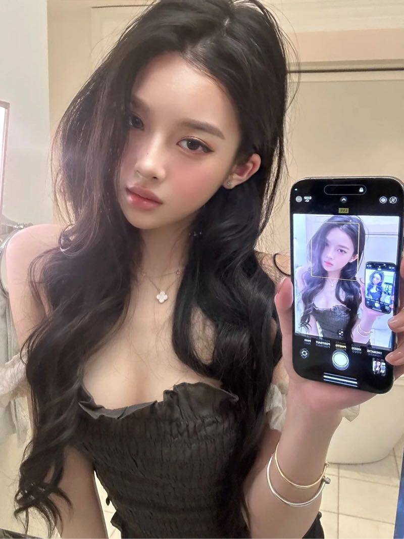 杭州外围-洋气少女-常年瑜伽健身