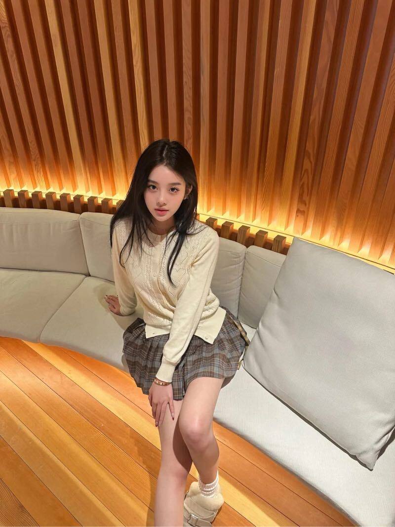 杭州外围-洋气少女-常年瑜伽健身