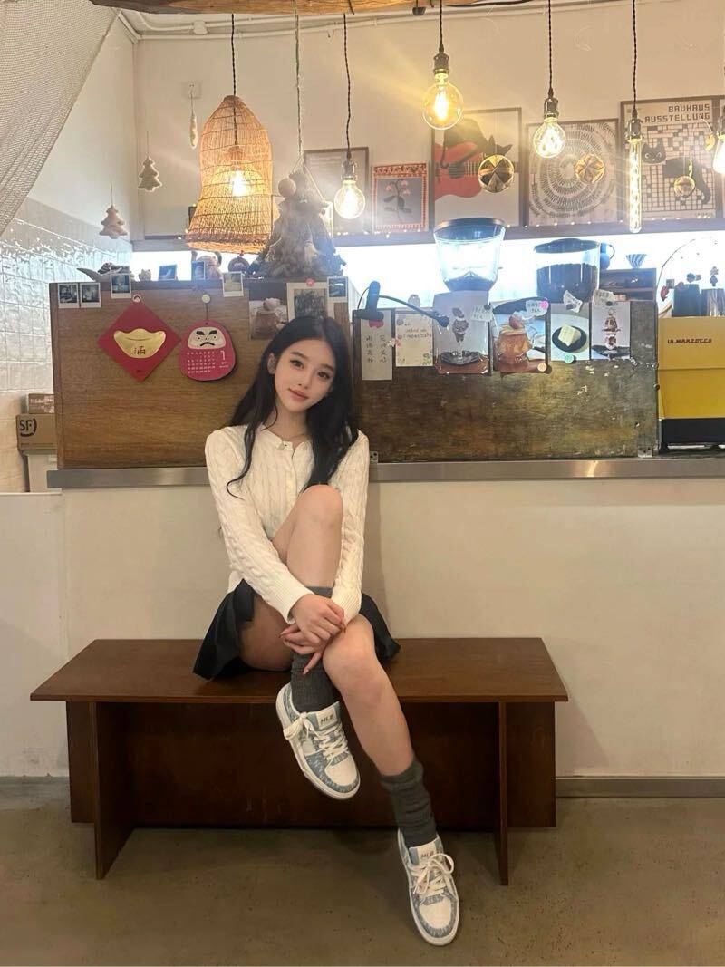 杭州外围-洋气少女-常年瑜伽健身