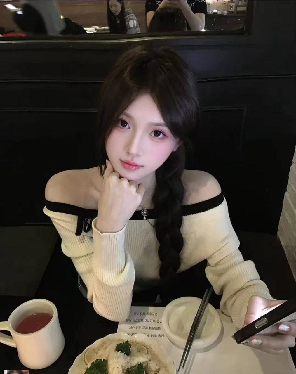 香港外围- 洋溢青春活力学妹