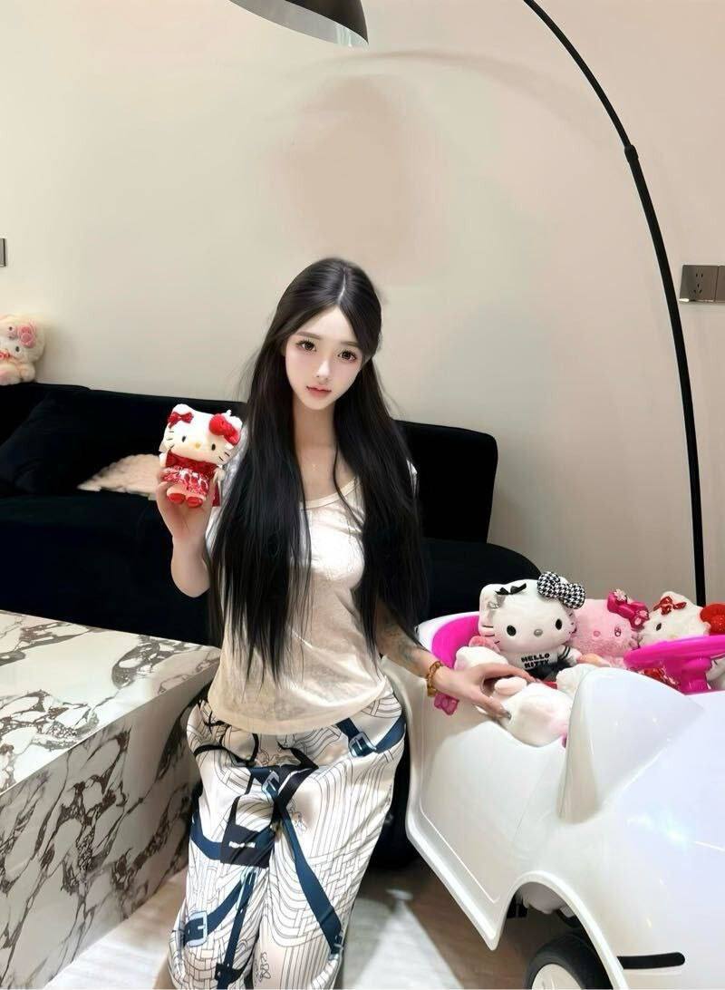  曼谷外围-艺术院校生-小红书博主