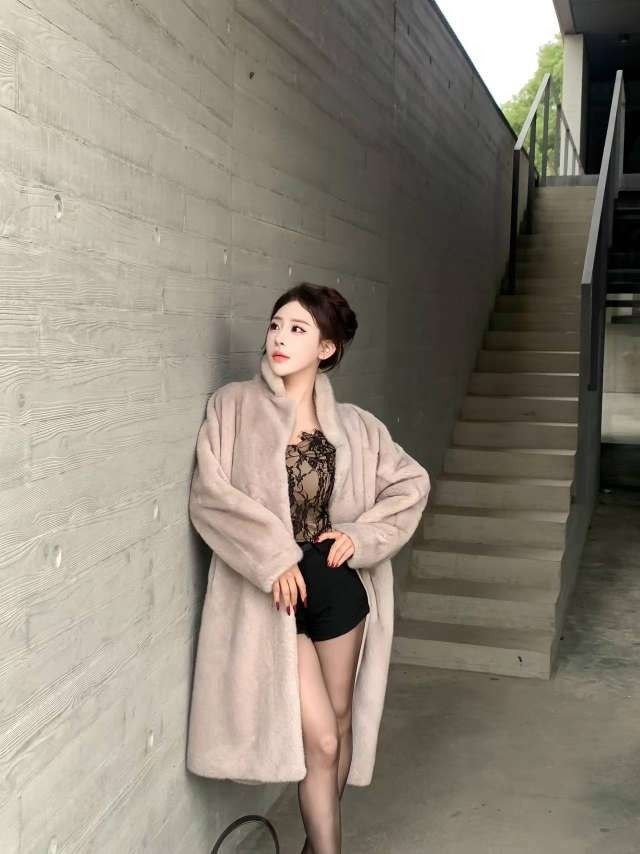 义乌外围-瑜伽普拉提爱好御姐