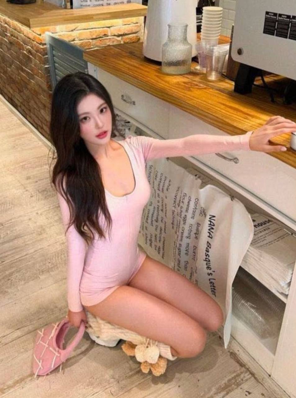 郑州外围-小红书博主