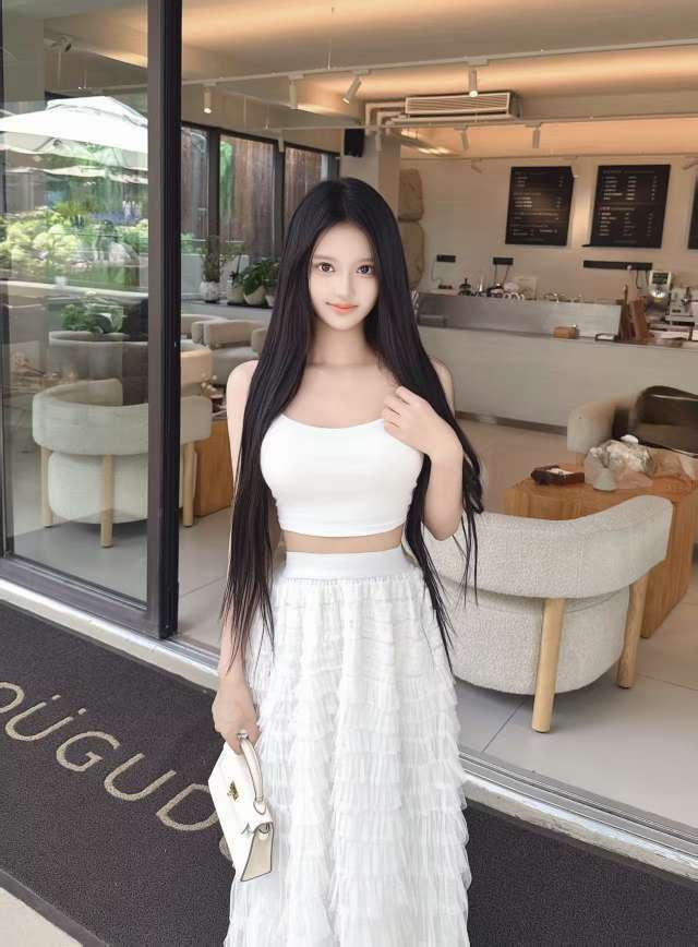 沈阳外围-05年新人极品白小纯