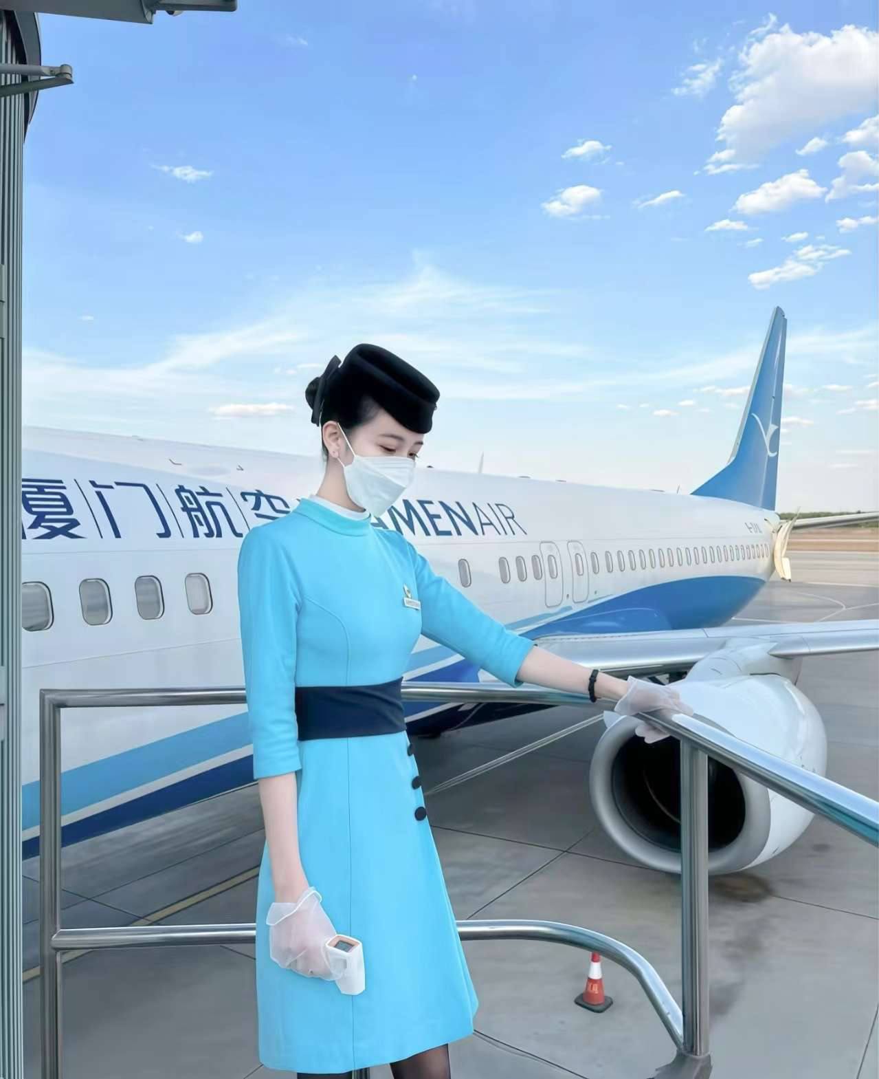 南昌外围-空姐兼职短开