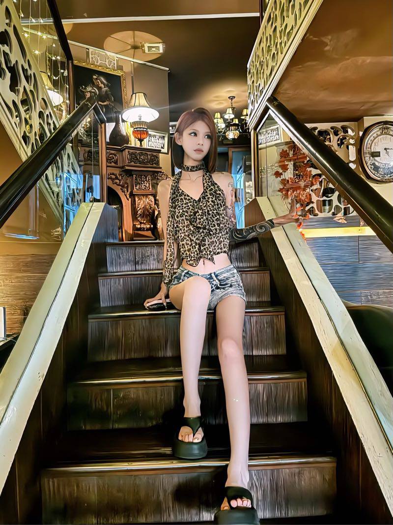 重庆外围-五官立体魅惑勾魂