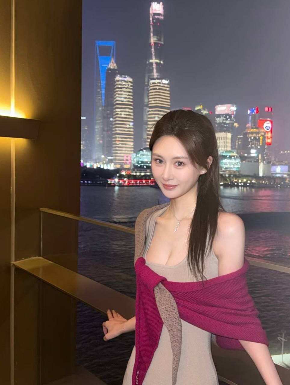 性感气质的留学生上门服务