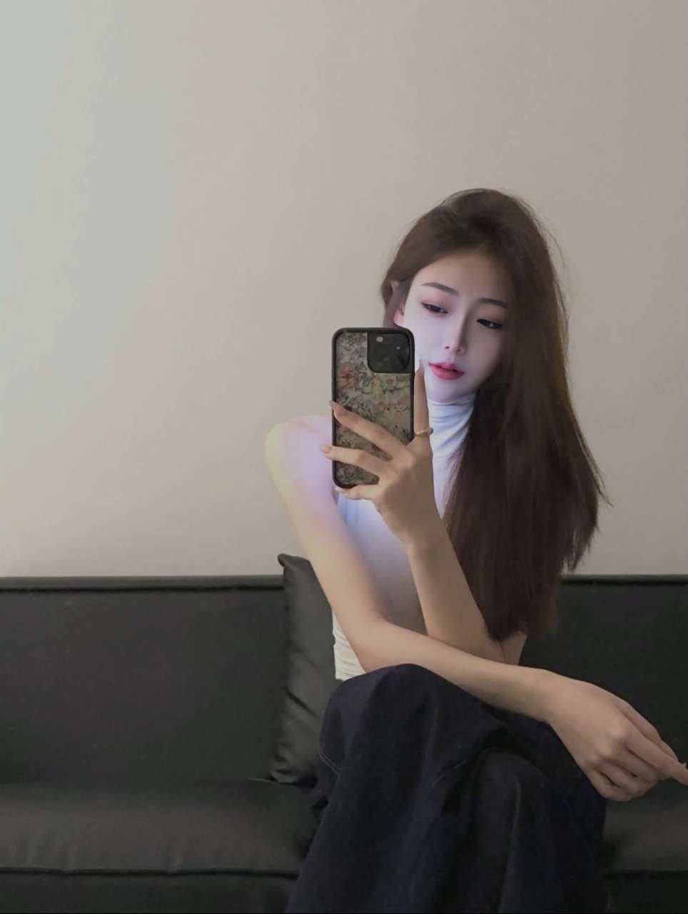 广州外围大圈-极品白小纯校大学生