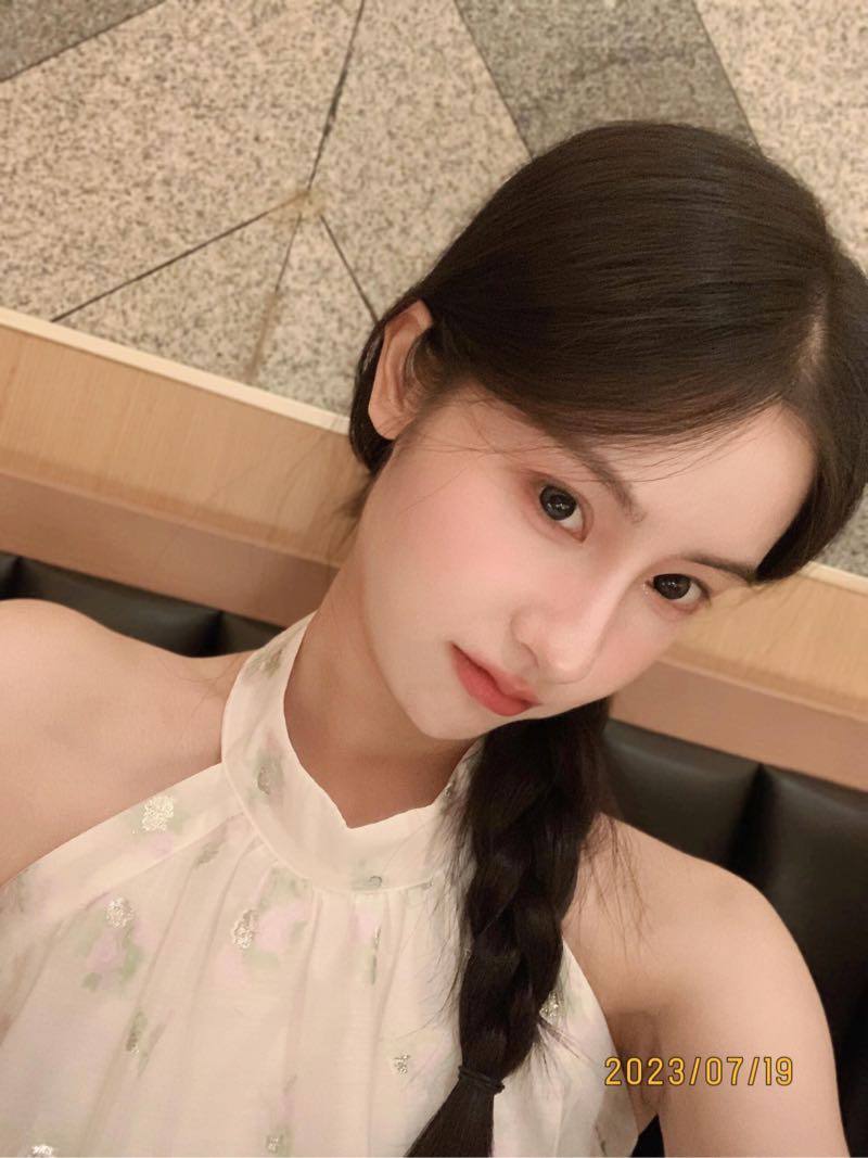 上海外围-上戏钢琴老师平面模特