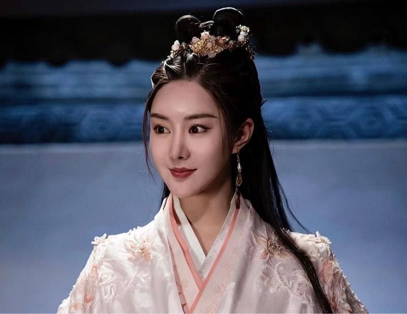 北京外围-丰满妩媚极品性感女神-艺人