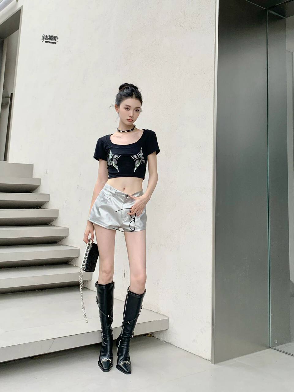 上海外围-极品白小纯舞蹈演员