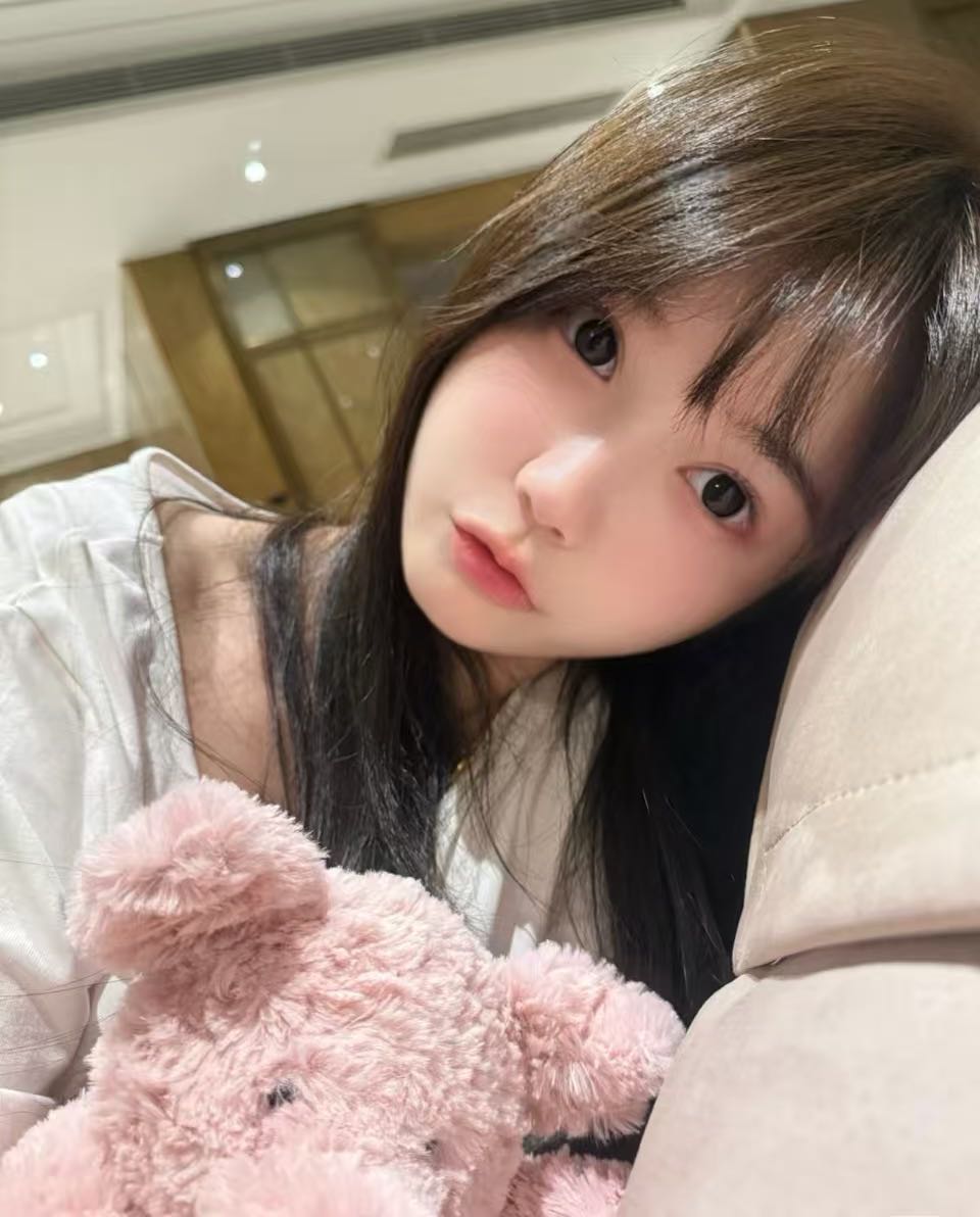 上海外围-大二学生南方女孩