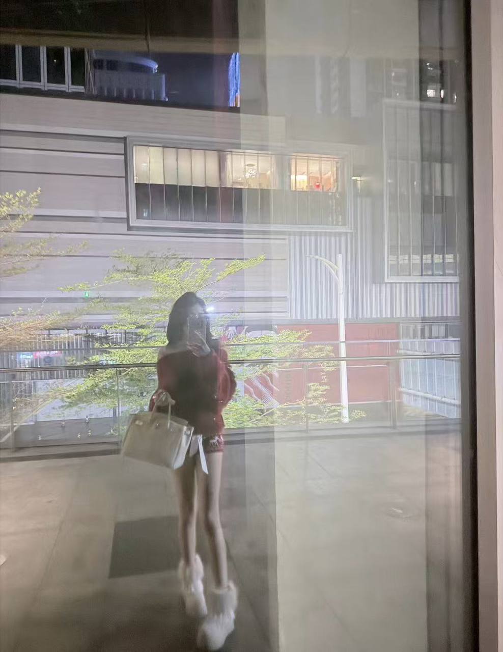 广州外围大圈-绝美大H纹身师