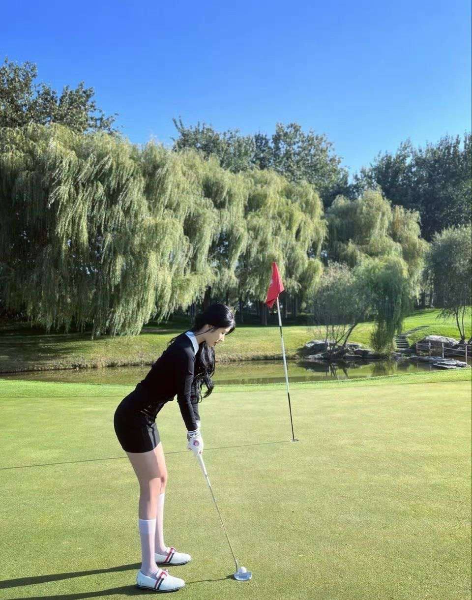 深圳外围-热情知性温柔性感新人