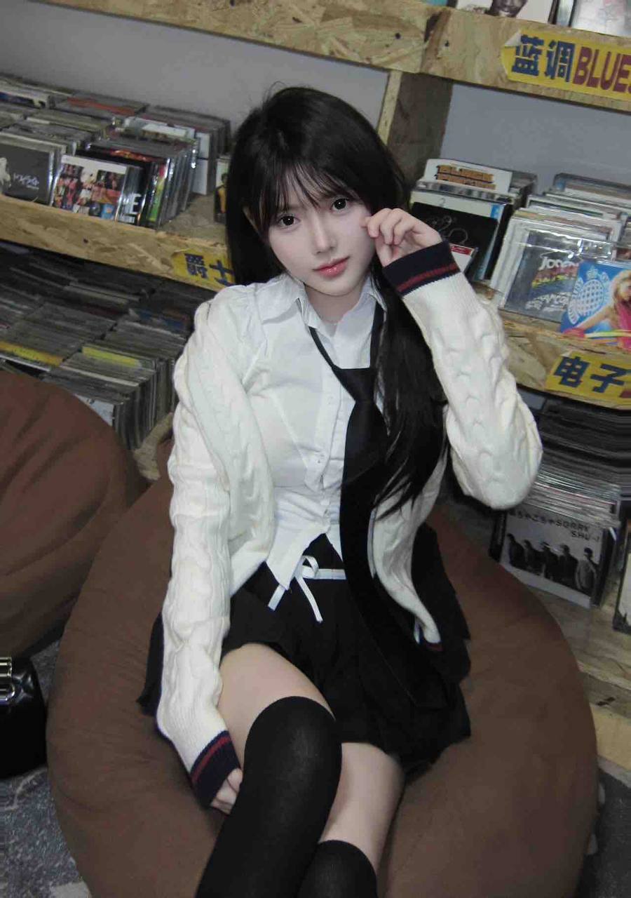 深圳外围大圈-05年在读白虎学妹