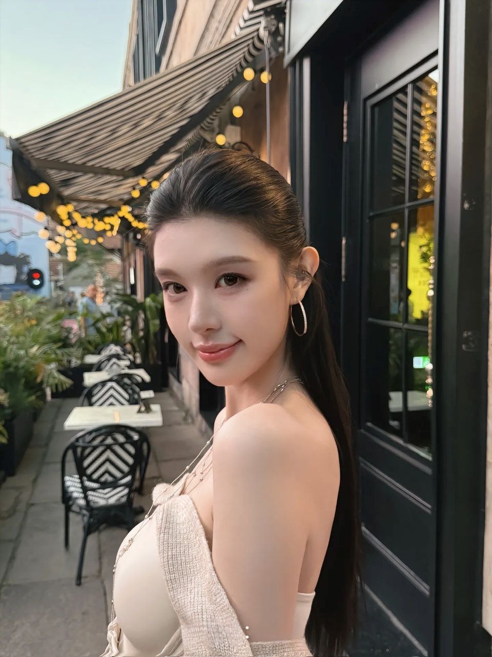 深圳外围-高挑气质鲜嫩多汁大蜜