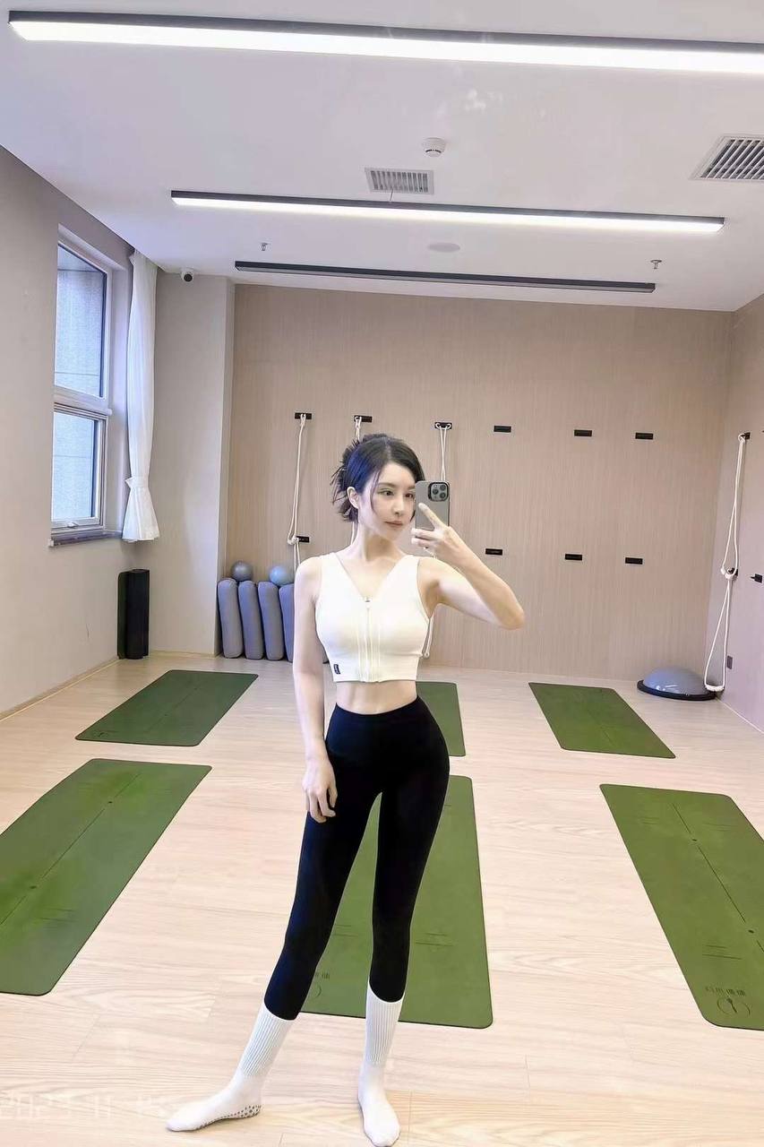 北京外围大圈-良家白领兼职熟女御姐范