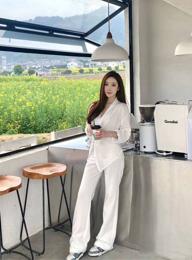 北京外围大圈-英语老师高情商会聊天