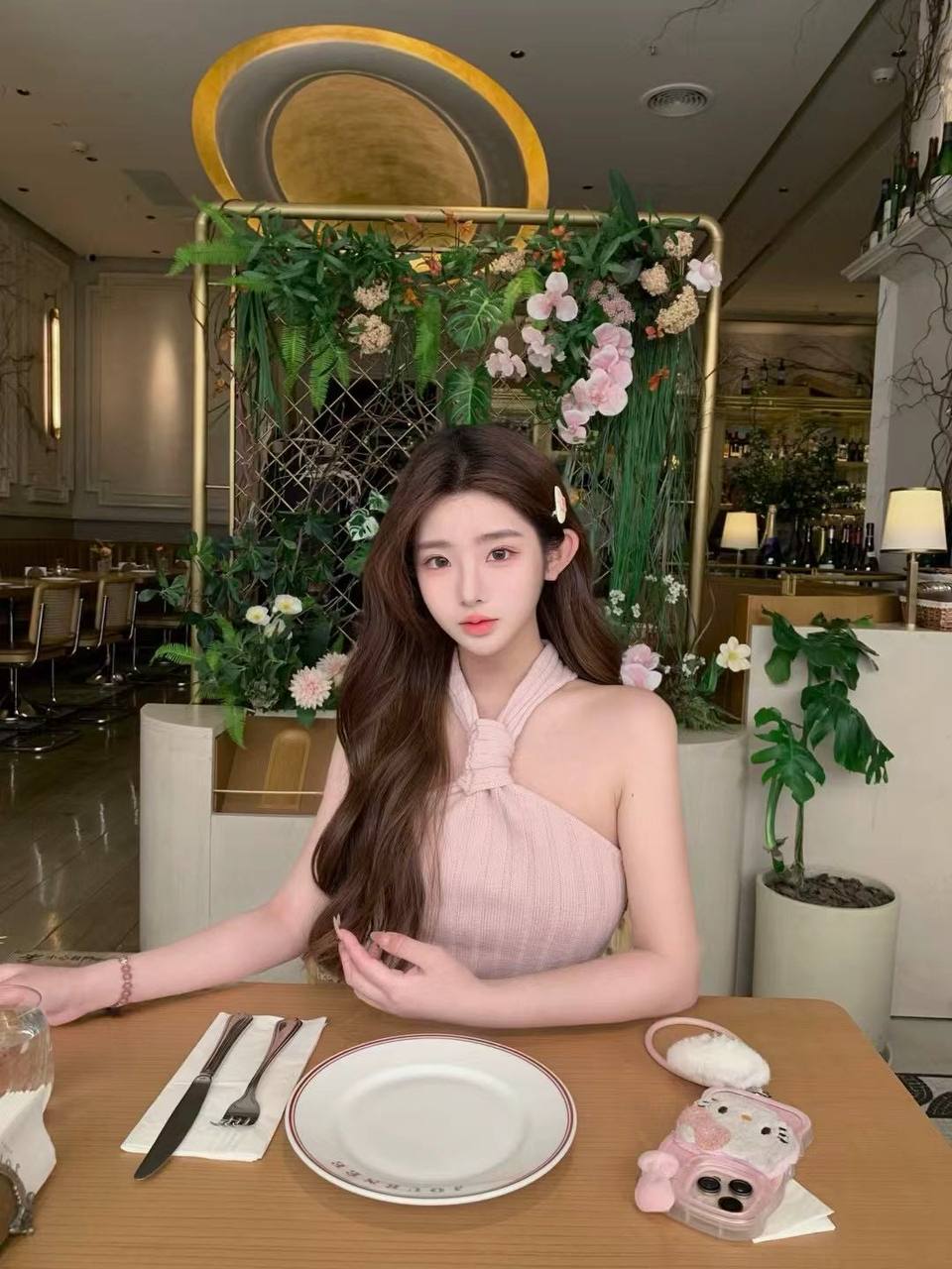 深圳外围-童颜巨乳初恋女友感