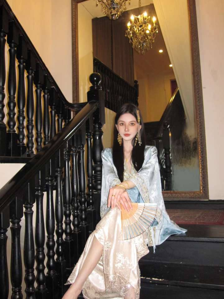 南京外围-日料店老板娘 御姐少妇 