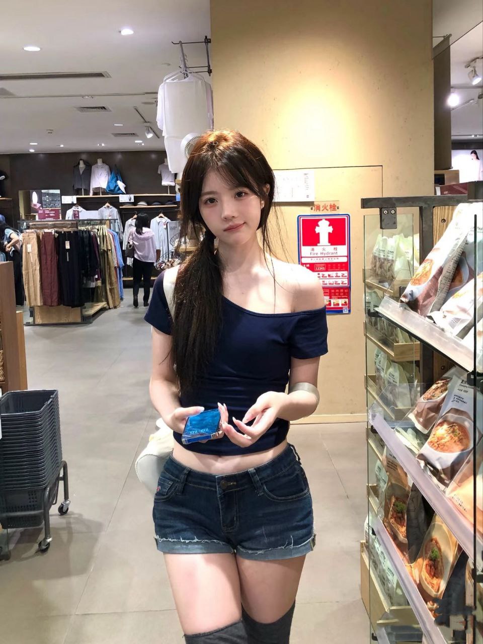 香港外围-優雅氣質清新校花