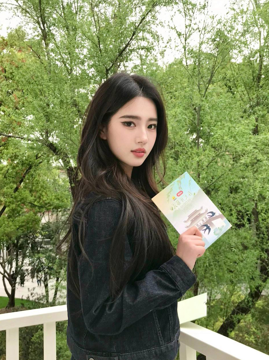 上海外围-名校在读环球小姐