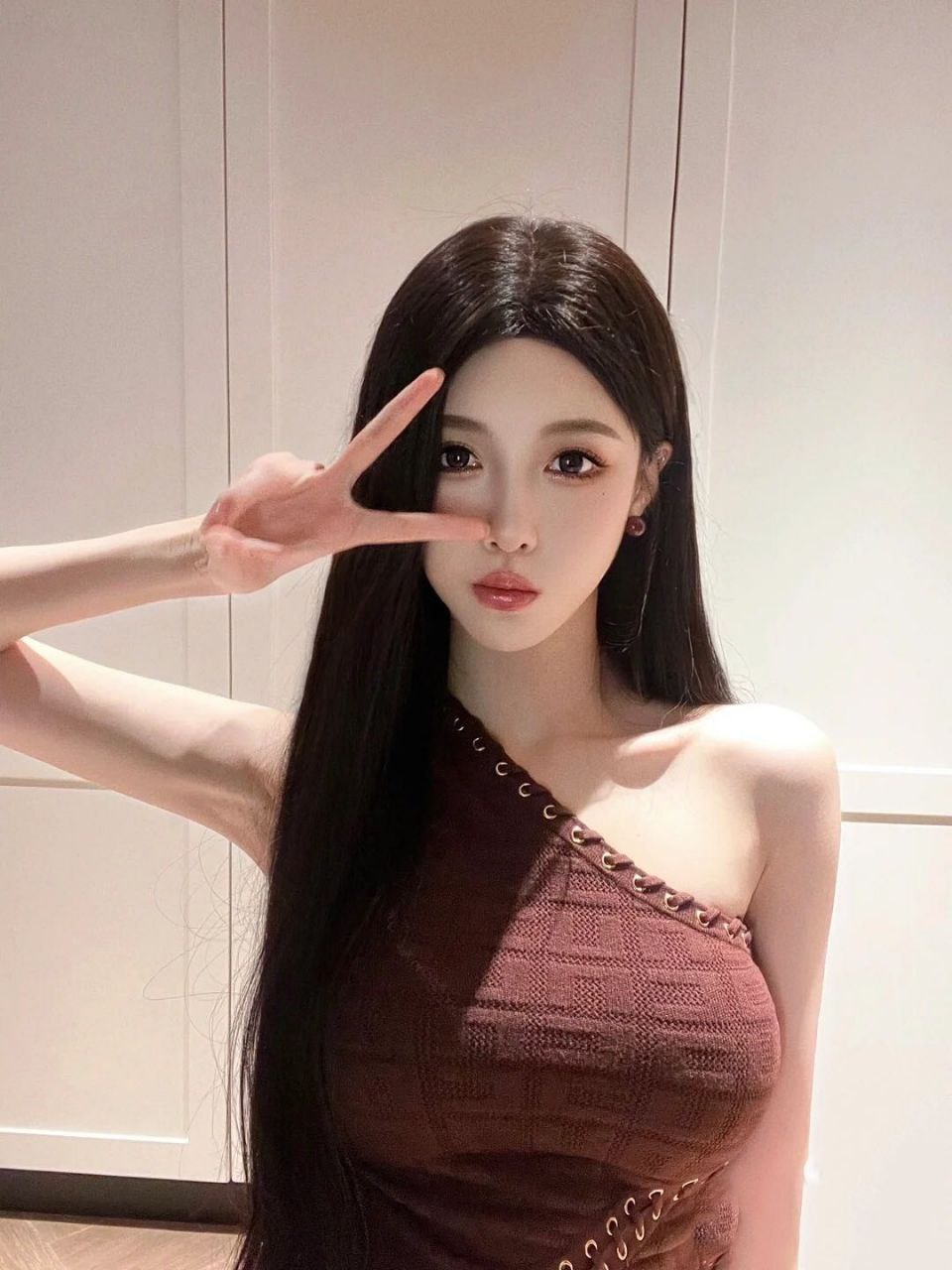 香港外围大圈-雪肌透粉大蜜