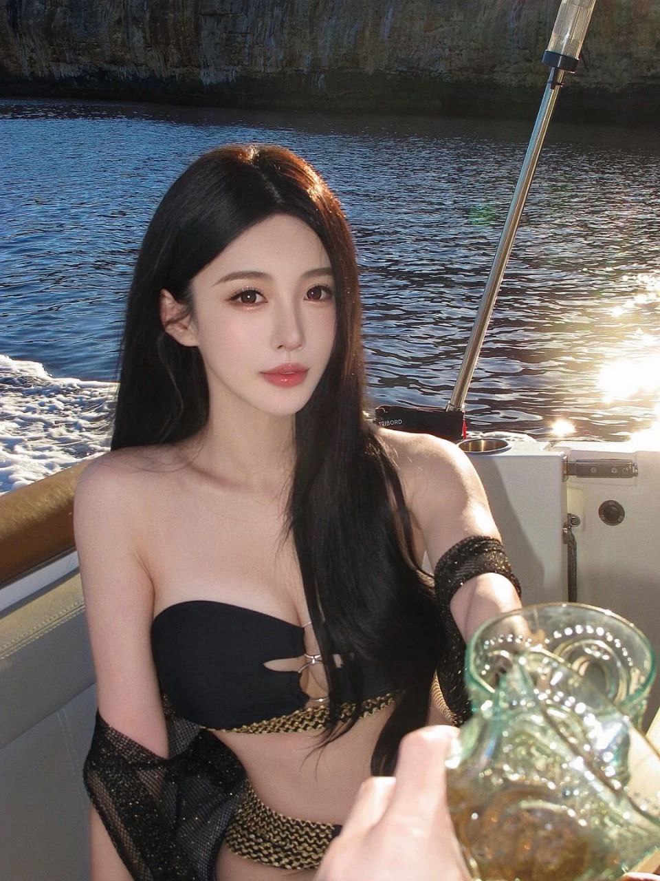 香港外围大圈-雪肌透粉大蜜