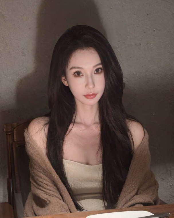 极品纯欲新疆美女