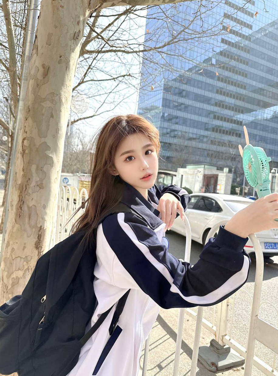 深圳外围-清纯系乖巧女生