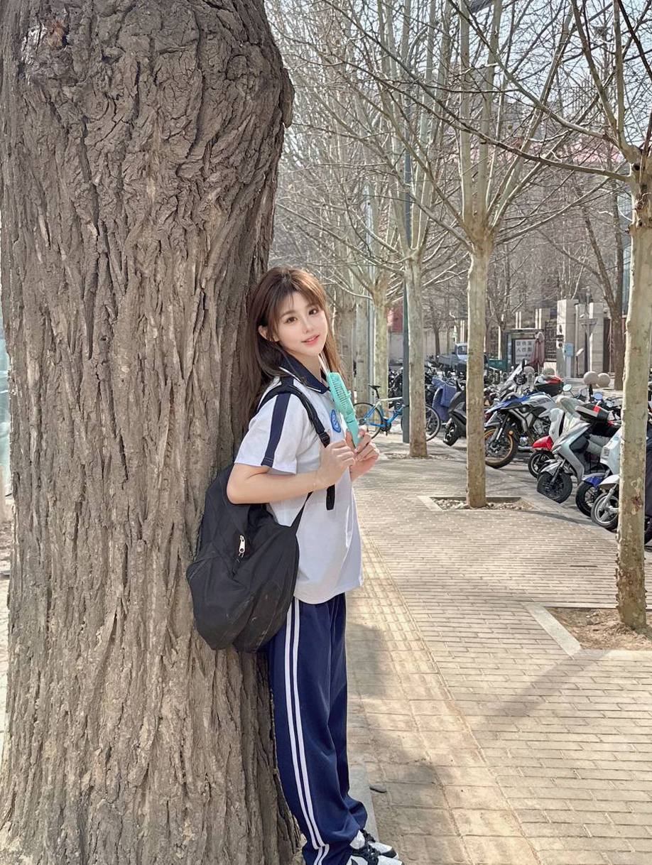 深圳外围-清纯系乖巧女生