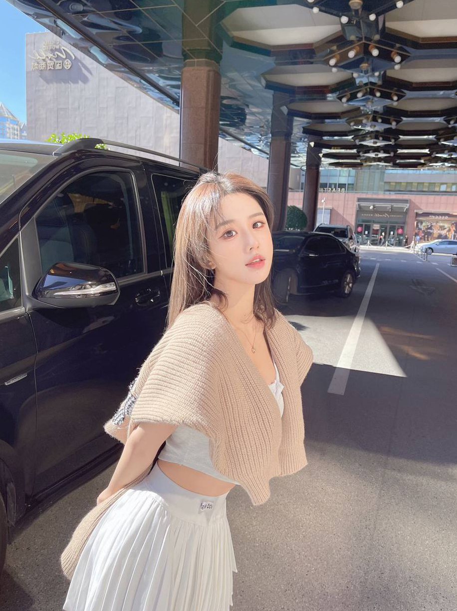 深圳外围-清纯系乖巧女生