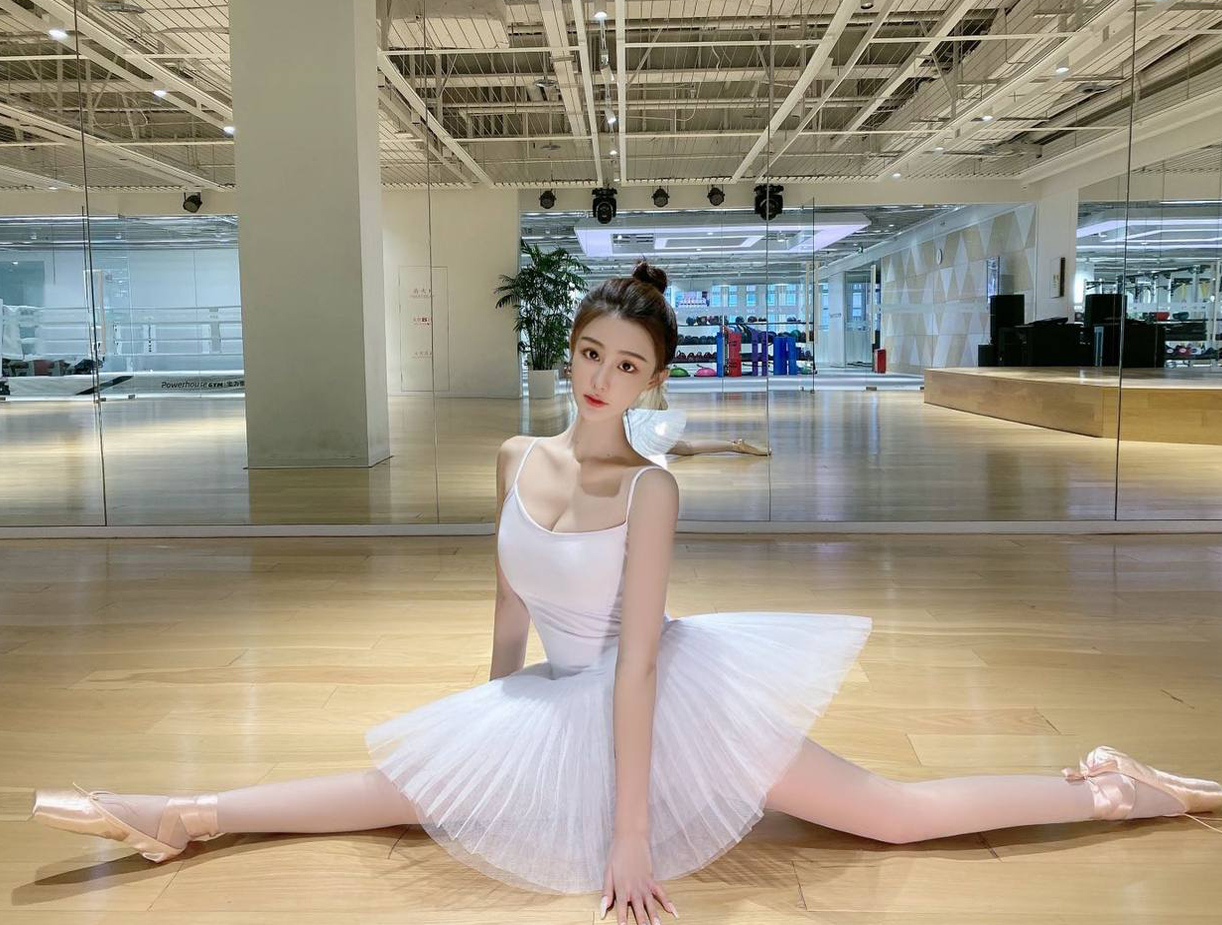 深圳外围-清纯系乖巧女生