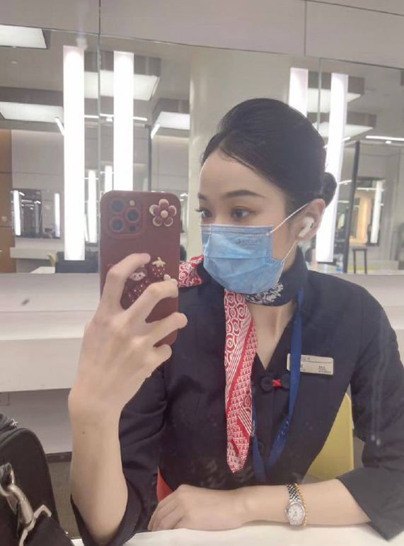 深圳外围-遇见山东姑娘的温柔-空姐兼职